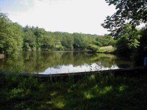 Le Touroulet vanaf de dijk bekeken